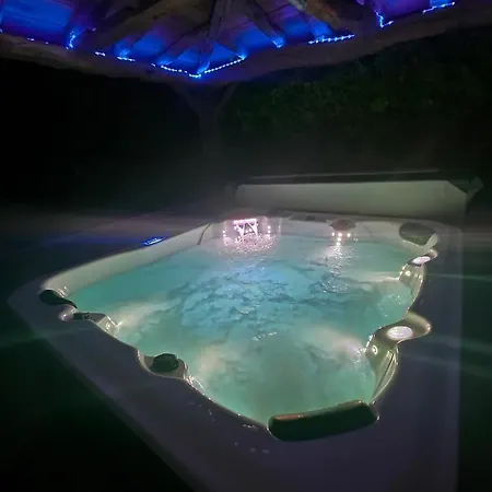 La Bergerie - Chez Candice & Pascal Tatil Evi *